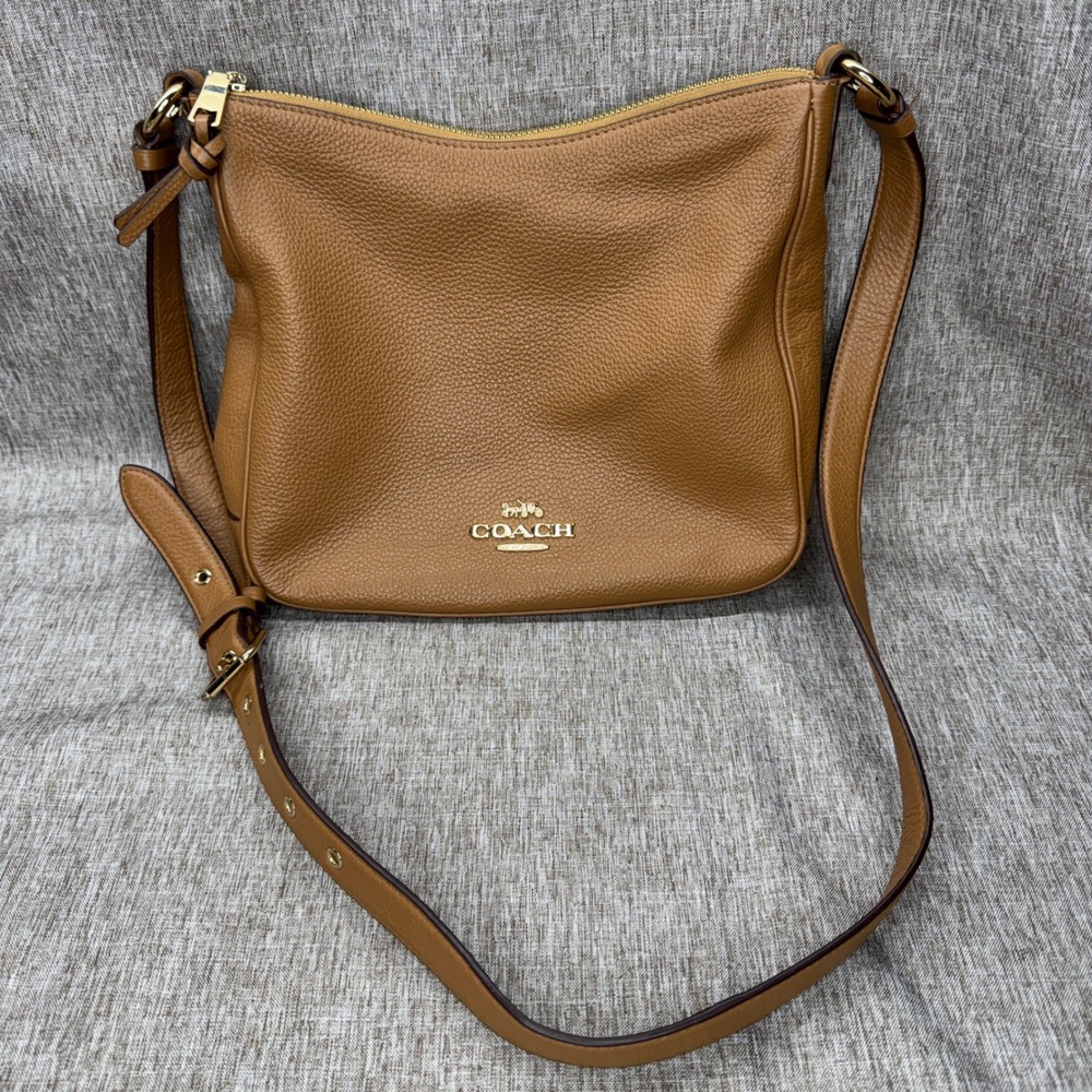 Coach Pebbled Leather Ellie Saddle Bag Gold Hardware CrossBody Purse